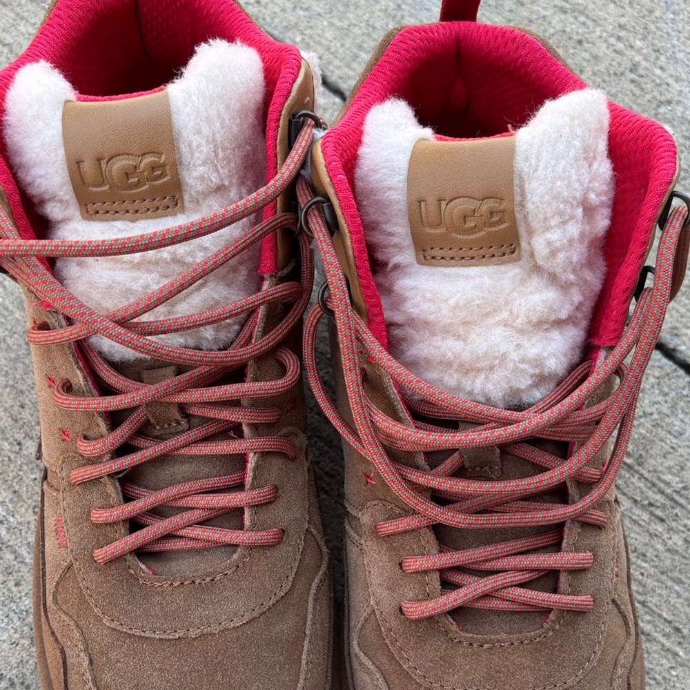 UGG Womens Tan Boots with Red Trim